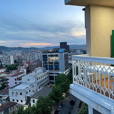 Sun Tower Luxury Suite-View From Of Tirana Center Exterior foto